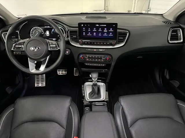 Kia XCeed 1.6 GDi PHEV ExecutiveLine | ALL-IN PRIJS | SCHUIF-KANTEL | ADAP. CRUISE | STOELVERW/VENT...