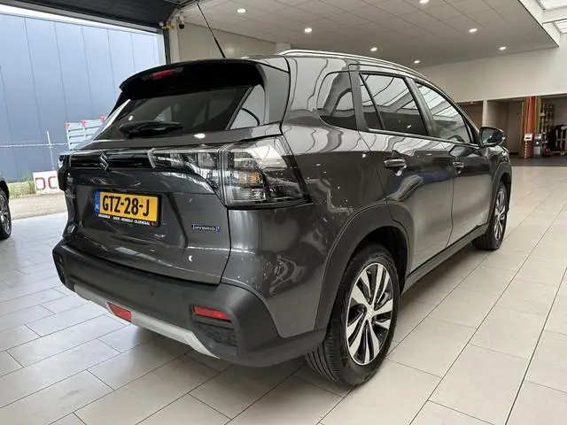 Suzuki S-Cross 1.5 Hybrid Style [ PANORAMADAK I 360 CAMERA I NAVI I AUTOMAAT ]