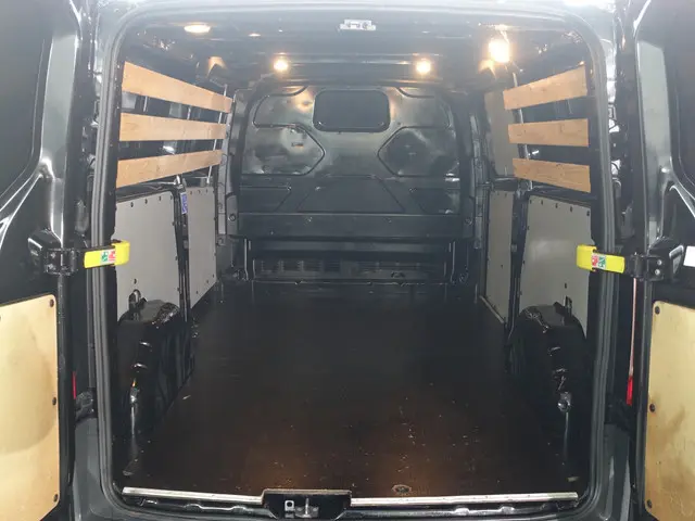 Ford Transit Custom 290 2.2 TDCI L2 Edition- 3 Pers, Bluetooth Audio, Cruise, Clima, Elek Pakket, Gr...
