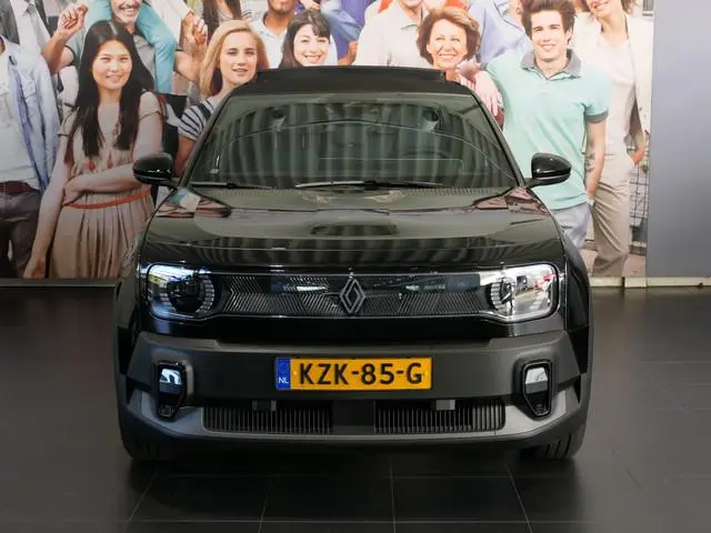 Renault 4 comfort range techno 52 kWh "Plein Sud" *Demo!* - Vraag naar beschikbaarheid! - Elektr ope...