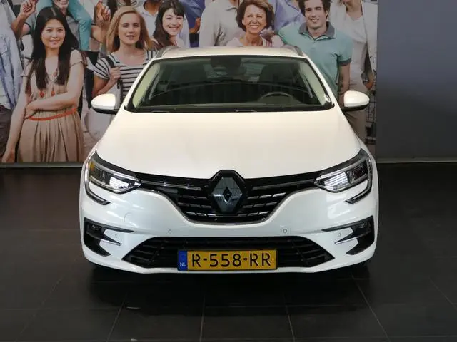 Renault Mégane Estate 1.3 TCe 140 Techno - Dealer onderhouden! - Dodehoek - Parkeerassistent - Uitpa...