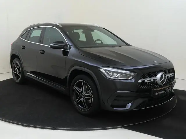 Mercedes-Benz GLA-klasse 250 e AMG Line