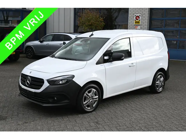 Mercedes-Benz Citan 110 CDI L1 Pro 3 Zitplaatsen, LED, Camera