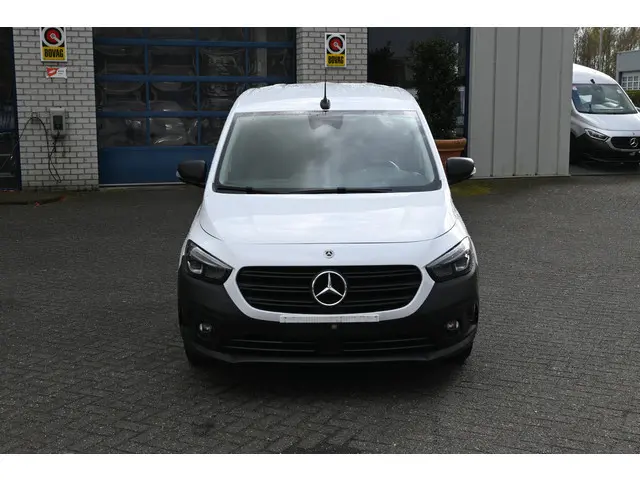 Mercedes-Benz Citan 110 CDI L1 Pro 3 Zitplaatsen, LED, Camera