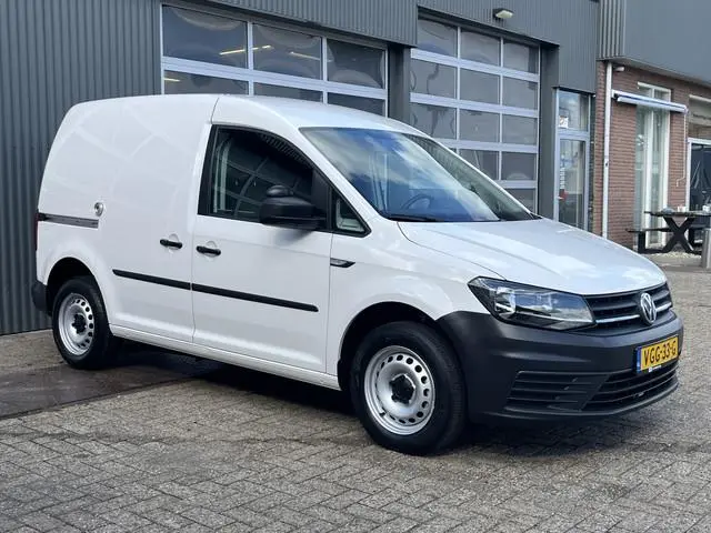 Volkswagen Caddy 2.0 TDI L1H1 Airco Cruise controle Trekhaak 1400kg trekgewicht Telefoonverbinding E...