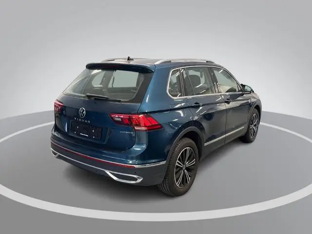 Volkswagen Tiguan 1.4 TSI eHybrid 245pk DSG Life Business · Camera · Apple/Android Car Play · Wegkla...