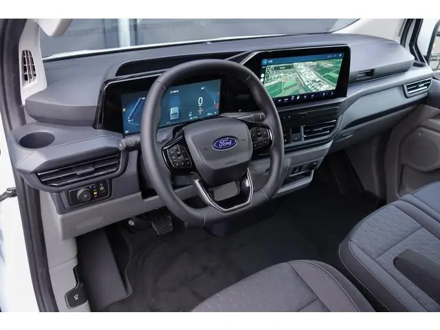 Ford E-Transit Custom L1H1 218Pk Aut. | Elektrisch | Limited 320 |  Pro Power Onboard | Achteruitrij...