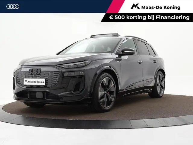 Audi Q6 e-tron S edition 83 kWh 252pk · SOH 98,1% · Panoramadak · 360 Camera · Inklap. Trekhaak · Lu...