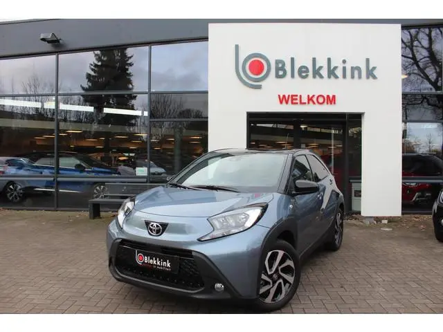 Toyota Aygo X 1.0 VVT-i MT Play