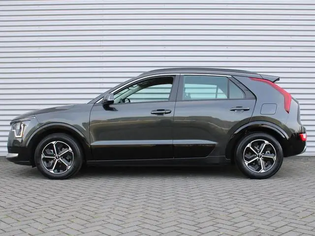 Kia Niro 1.6 GDi Hybrid DynamicLine | Automaat | Nieuw | Direct leverbaar | Tot € 3.000 inruilvoorde...