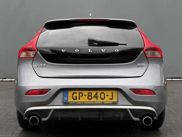 Volvo V40