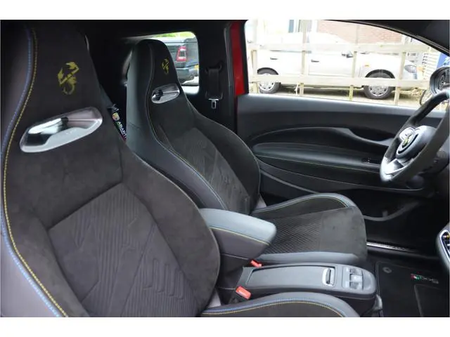 Abarth 500 Abarth Turismo 42 kWh Pano, 18" Alu