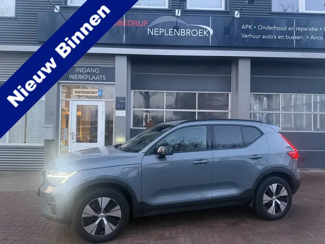 Volvo XC40 1.5 T4 Plug-in hybrid Plus Dark   Dark Bj 2022 Trekhaak Km 56.000 | Facelift | Leder | 18...