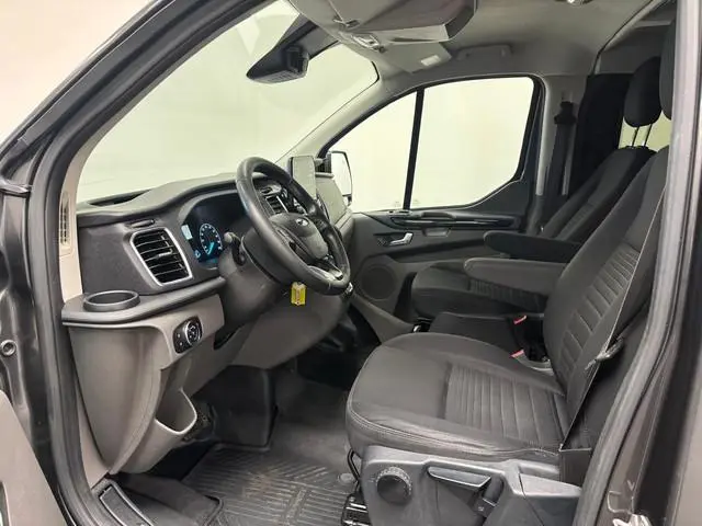 Ford Transit Custom 300 2.0 TDCI L2H1 Limited Dubbele Cabine Automaat Raptor Edition