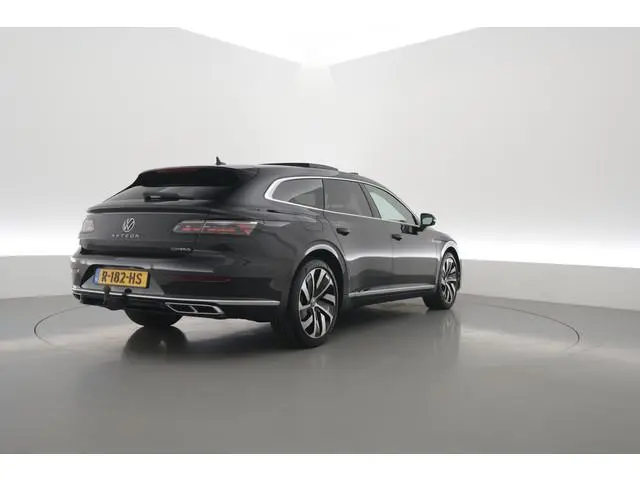 Volkswagen Arteon Shooting Brake 1.4 TSI eHybrid R-Line Business+ | Rijklaar!! | Soh 93% | Pano | HU...