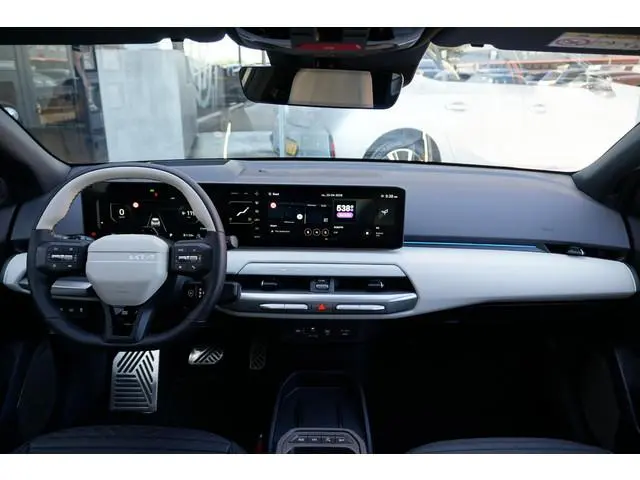 Kia EV4