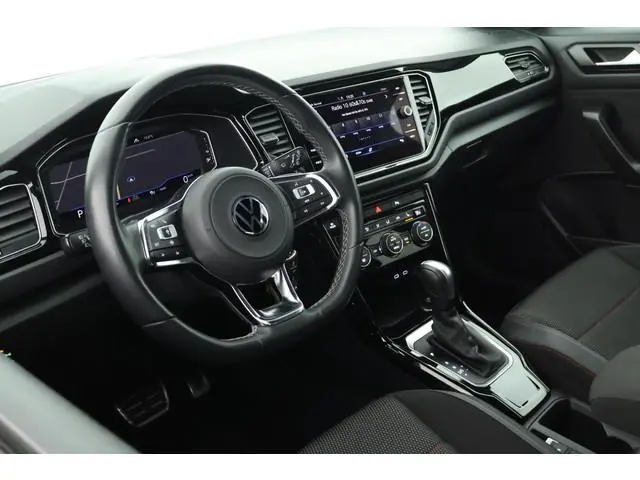 Volkswagen T-Roc 1.5 TSI 150pk DSG Sport Black Style Trekhaak Led Stoelverwarming Virtual Cockpit Na...
