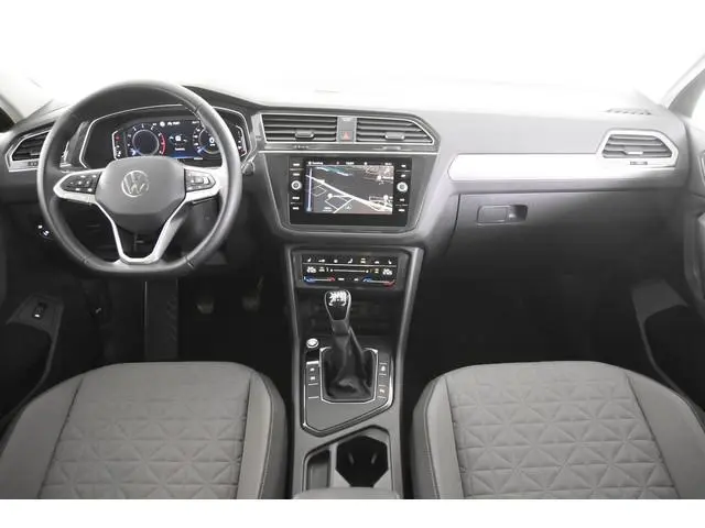 Volkswagen Tiguan 1.5 TSI ACT *1ste Eigenaar*Navigatie*Camera*