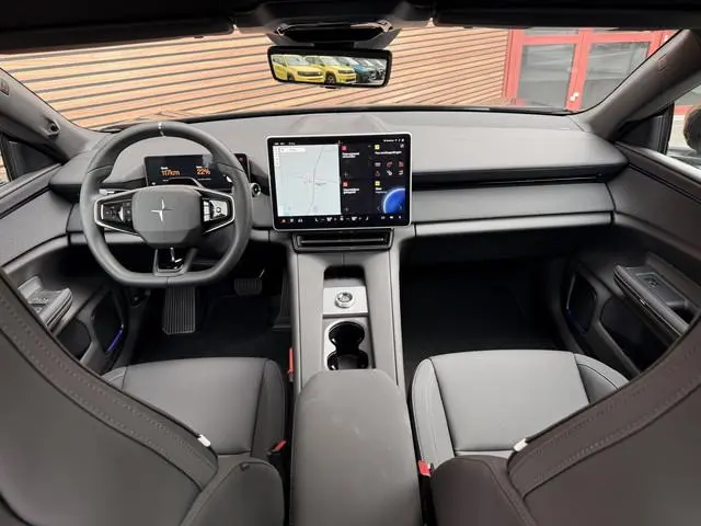 Polestar 4