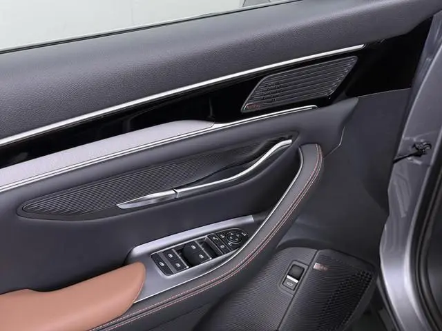 BYD SEAL U