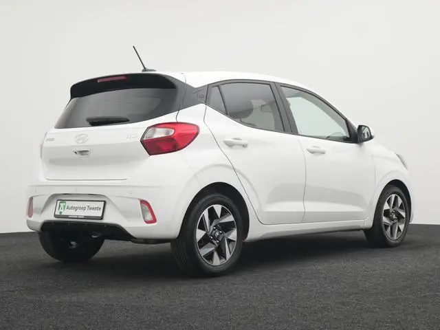 Hyundai i10 1.0 Comfort 5-zits | 15 inch LM | Private lease 389,- p.m. |