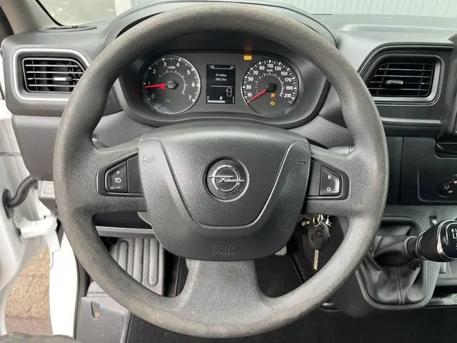Opel Movano