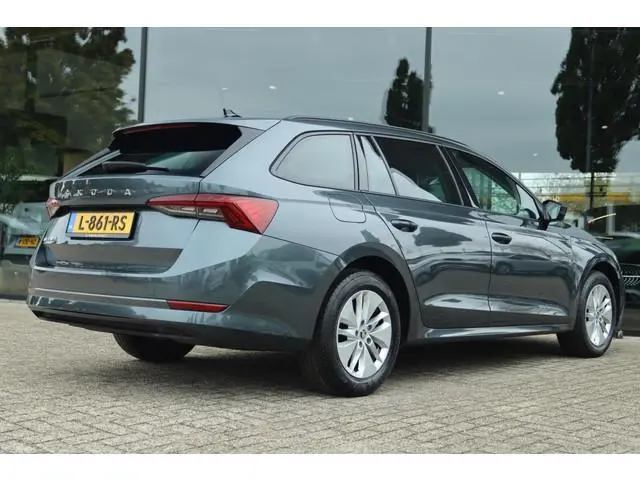 SKODA OCTAVIA COMBI 1.0 TSI BUSINESS EDITION | VIRT COCKPIT | LED | CARPLAY | CRUISE | NAVI | LMV