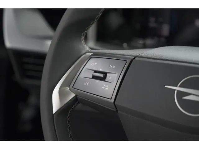 Opel Frontera 1.2 Turbo Hybrid 136 GS | 7 Zitplaatsen | Navigatie | Dodehoekdetectie | Camera