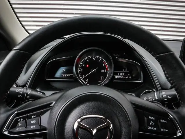 Mazda CX-3 2.0 SkyActiv-G 121 Luxury Clima | Cruise | Navi | Leer | Stoelverwarming | 18 Inch | Pdc...