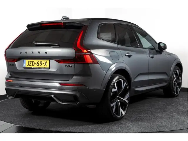 Volvo XC60 2.0 T8 Plug-in hybrid AWD Ultra Dark Org. NL. | Forest Lake | S/K-Panodak | Adapt. Cruise...