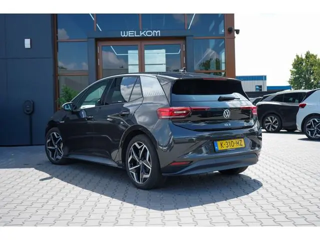 Volkswagen ID.3 First Plus 58 kWh | 92,24% SOH | IQ | Camera | Keyless