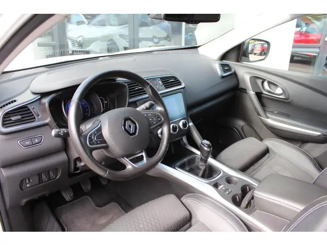 Renault Kadjar 1.3 TCe BOSE 140 pk Camera, 19"LMV,TREKVRM 1500KG