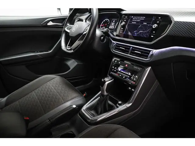Volkswagen T-Cross 1.0 TSI Style | COMFORT / MULTIMEDIA- PACK | DRAADLOZE LADER | NAVIGATIE | CAMERA