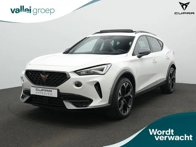 CUPRA Formentor 1.4 e-Hybrid 245 pk VZ | Panoramadak | Lederen kuipstoelen | Adaptief sportonderstel...