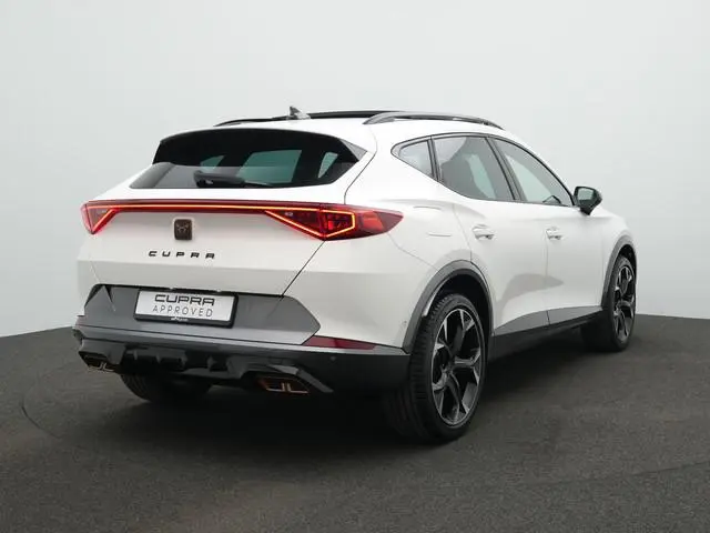 CUPRA Formentor 1.4 e-Hybrid 245 pk VZ | Panoramadak | Lederen kuipstoelen | Adaptief sportonderstel...