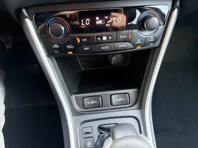 Suzuki S-Cross