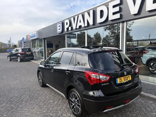 Suzuki S-Cross