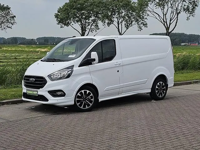 FORD TRANSIT CUSTOM 2.0 l1h1 sport 185pk !