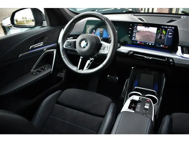 BMW X1 sDrive18i M-Sport Camera ACC-voorber Shadowline Adp-onderstel