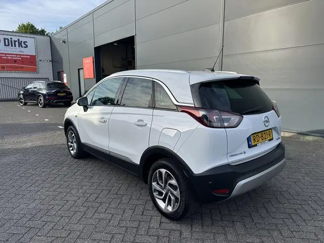 Opel Crossland X 110PK Innovation (Panoramadak - Navigatie - Camera - Automatische Airco - Apple Car...