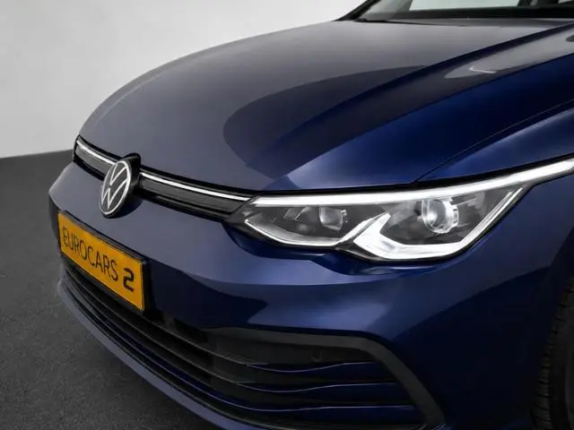 Volkswagen Golf Variant 1.5 eTSI Life Business Trekhaak Airco ECC Navi Carplay Adaptive Cruise Contr...