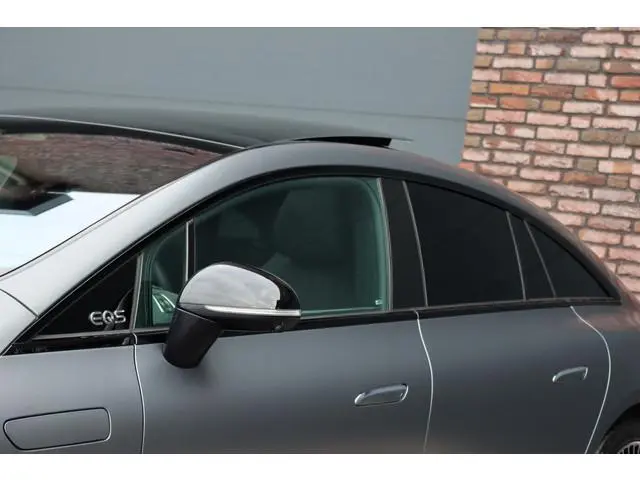 Mercedes-Benz EQS