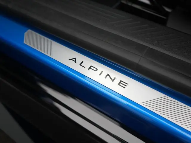 Alpine A290