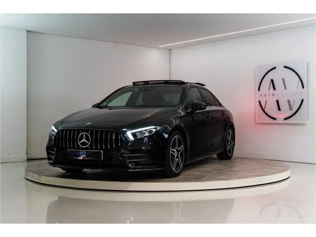 Mercedes-Benz A-klasse 180 Business Solution AMG 136PK | A35 Optiek | Pano | Sfeer | LED | Carplay |...