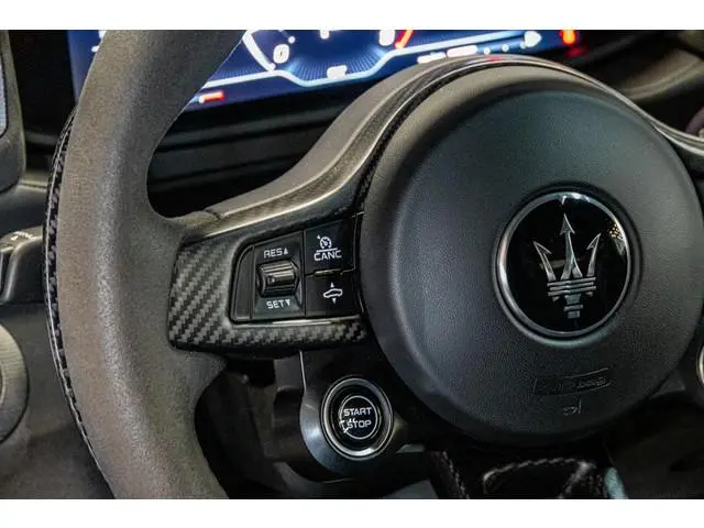 Maserati MC20
