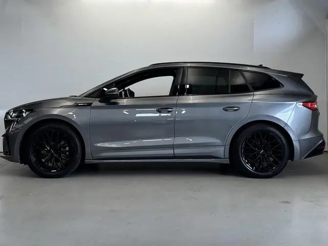 Skoda Enyaq iV 80 Sportline | NL-auto | Matrix-LED | Elektr tr.haak | ACC | Mirrorlink | NP56K | Rij...