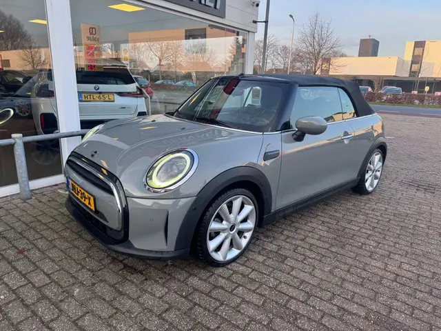MINI Cooper Cabrio