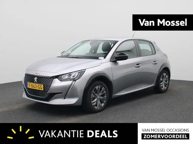 Peugeot e-208 EV Active Pack 50 kWh | Parkeersensoren | Navigatie | Cruise Control | Apple Carplay/A...
