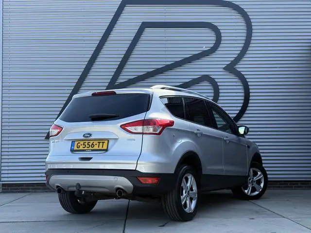 Ford Kuga 1.5 Titanium 2e Eigenaar|Airco|Trekhaak|PDC|Cruise|Stoelverwarming|APK tot 10-2026