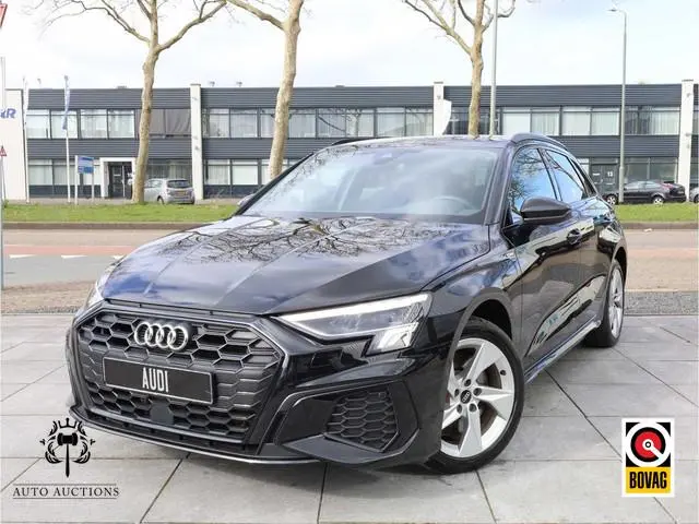 Audi A3 Sportback 45 TFSI e S edition Competition S-Line | 245PK | Virtual | Keyless | Adaptive Crui...